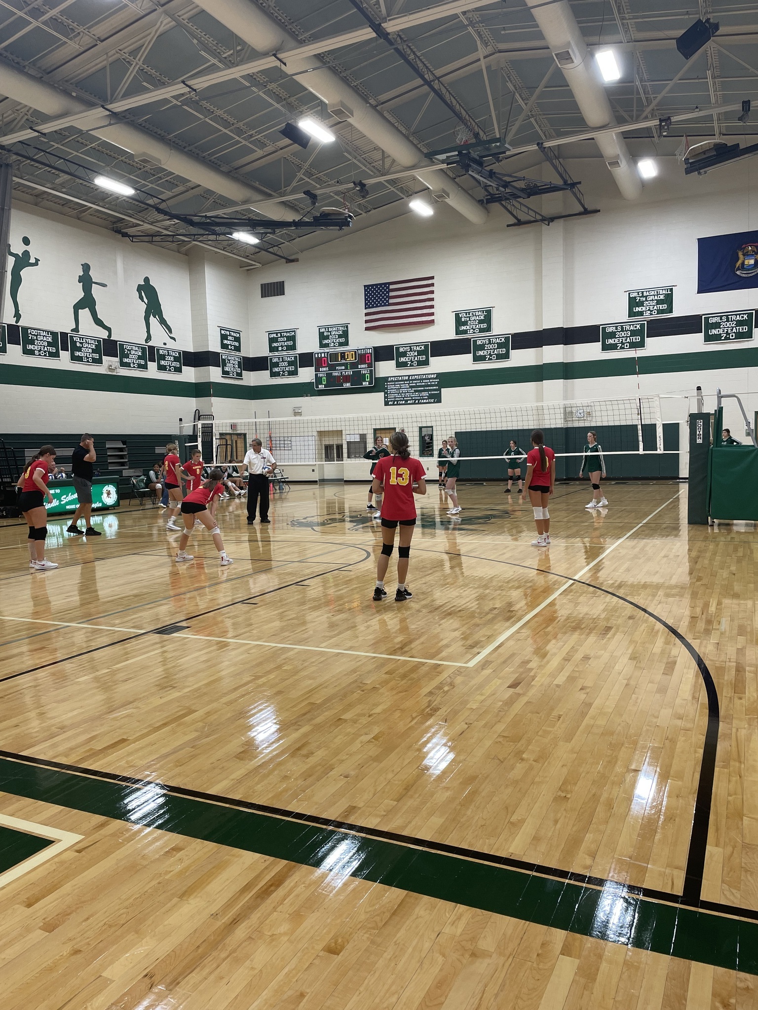 Volleyball players face off against Algonquin Middle School